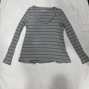 American Eagle longsleeve size small